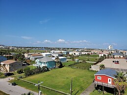 Holiday Inn Express Hotel & Suites Galveston West-Seawall by IHG