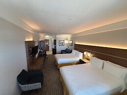 Holiday Inn Express Hotel & Suites Galveston West-Seawall by IHG