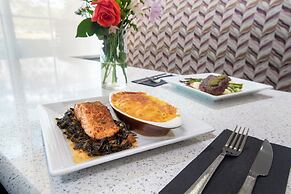 Hotel Indigo Jacksonville-Deerwood Park by IHG