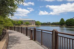 Hotel Indigo Jacksonville-Deerwood Park by IHG