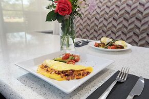 Hotel Indigo Jacksonville-Deerwood Park by IHG