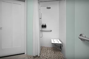 Hotel Indigo Jacksonville-Deerwood Park by IHG