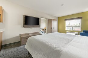 Holiday Inn Express Hotel & Suites Edmonton South by IHG