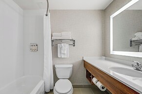 Holiday Inn Express Hotel & Suites Edmonton South by IHG