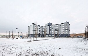 Holiday Inn Express Hotel & Suites Edmonton South by IHG