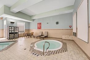 Holiday Inn Express Hotel & Suites Edmonton South by IHG