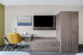 Holiday Inn Express Hotel & Suites Edmonton South by IHG