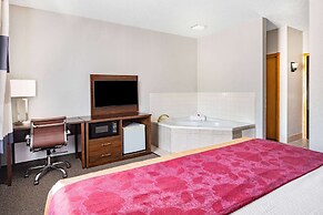 Ramada by Wyndham Keystone Near Mt Rushmore