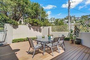 Terrigal Sails Serviced Apartments