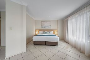 Terrigal Sails Serviced Apartments