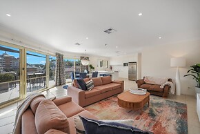 Terrigal Sails Serviced Apartments