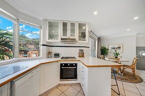 Terrigal Sails Serviced Apartments