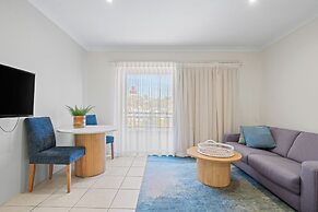 Terrigal Sails Serviced Apartments