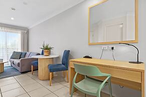 Terrigal Sails Serviced Apartments