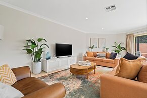 Terrigal Sails Serviced Apartments