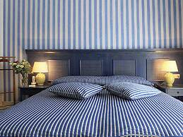 Hotel Desiree