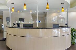 Comfort Suites Columbia Northeast - Fort Jackson