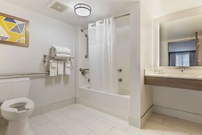 Comfort Suites Columbia Northeast - Fort Jackson