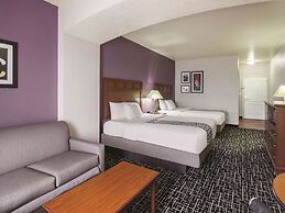 La Quinta Inn & Suites by Wyndham Bowling Green