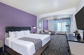 La Quinta Inn & Suites by Wyndham Bowling Green