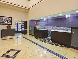 La Quinta Inn & Suites by Wyndham Bowling Green