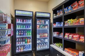 La Quinta Inn & Suites by Wyndham Bowling Green