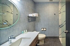 Quality Inn & Suites Levis