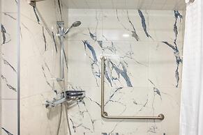 Quality Inn & Suites Levis