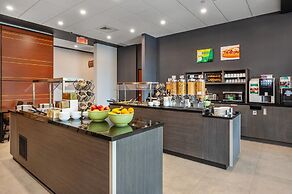 Quality Inn & Suites Levis