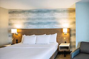 Quality Inn & Suites Levis