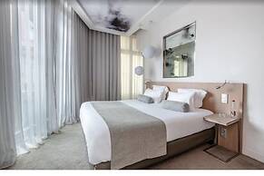 Le Grand Balcon