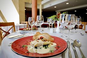 Grand Muthu Golf Plaza Hotel