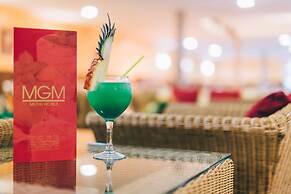 Grand Muthu Golf Plaza Hotel