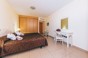 Grand Muthu Golf Plaza Hotel