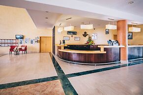 Grand Muthu Golf Plaza Hotel