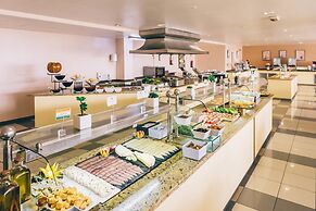 Grand Muthu Golf Plaza Hotel