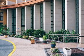 Grand Muthu Golf Plaza Hotel