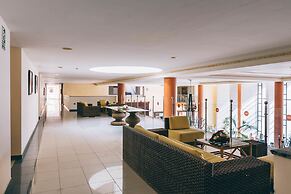 Grand Muthu Golf Plaza Hotel