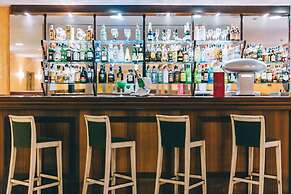 Grand Muthu Golf Plaza Hotel