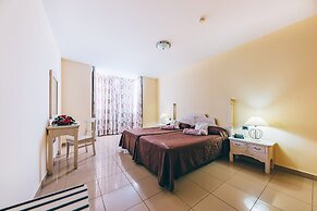 Grand Muthu Golf Plaza Hotel