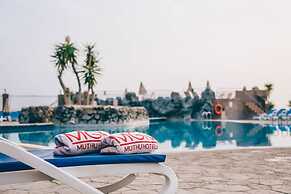 Grand Muthu Golf Plaza Hotel