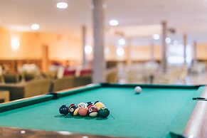 Grand Muthu Golf Plaza Hotel