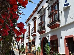 Hostal Apartamentos el Gallo