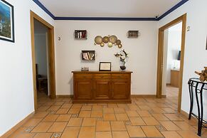 Hostal Apartamentos el Gallo