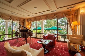 Georgia Palace Hotel & SPA