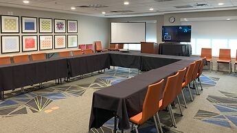 Holiday Inn Express Hotel & Suites Crawfordsville by IHG