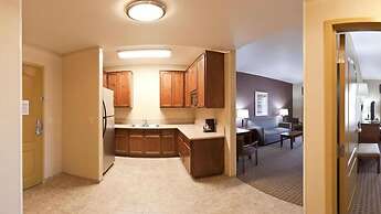 Holiday Inn Express & Suites Willows by IHG
