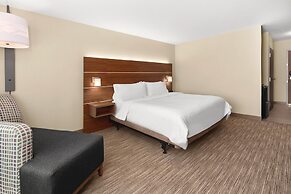 Holiday Inn Express & Suites Willows by IHG