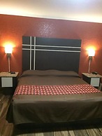 Budget Inn Of Avon Park