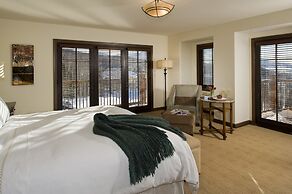 Madeline Hotel & Residences, Auberge Resorts Collection